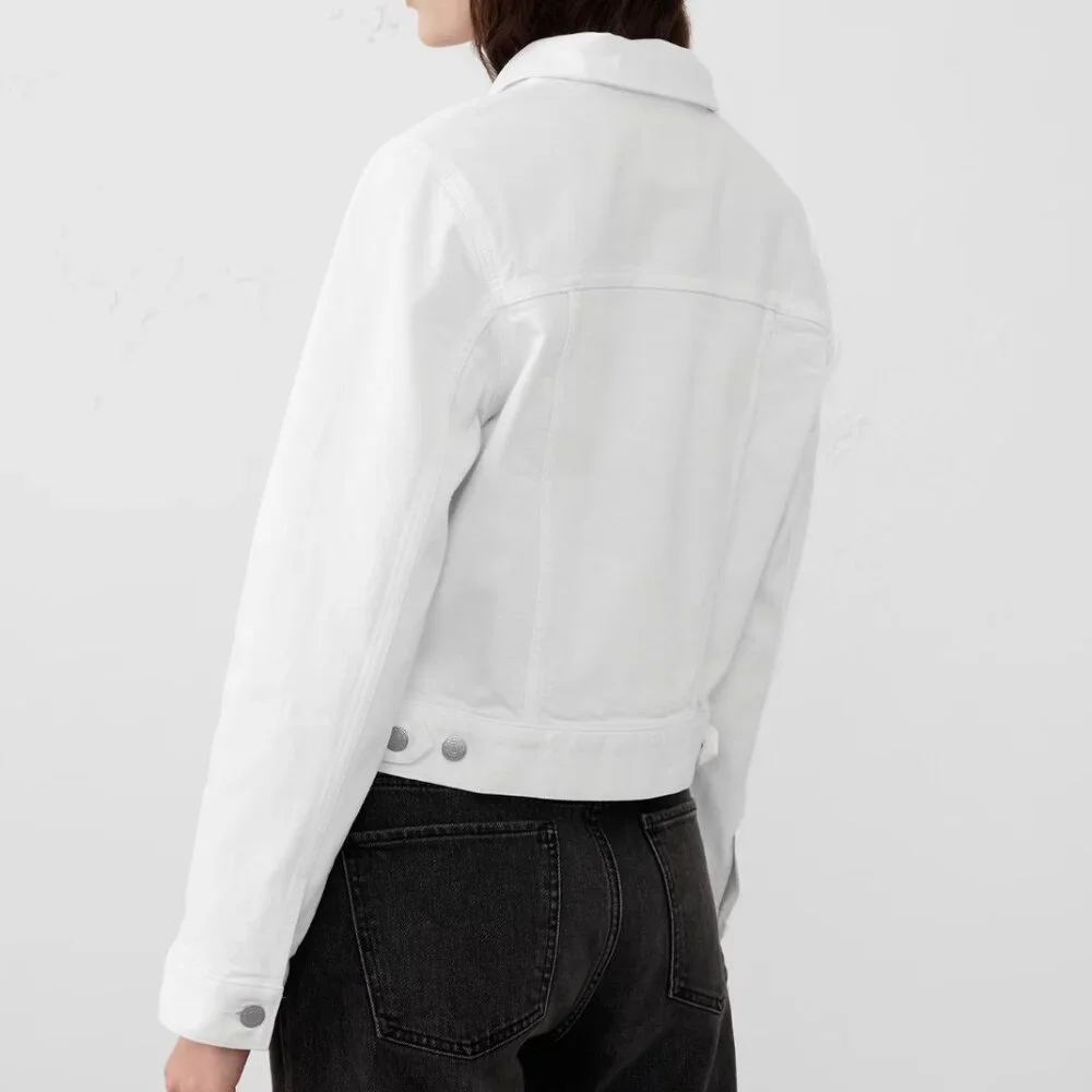 Banana Republic Factory Women's Denim Trucker Jacket, White, Large, NWT - Picture 2 of 4